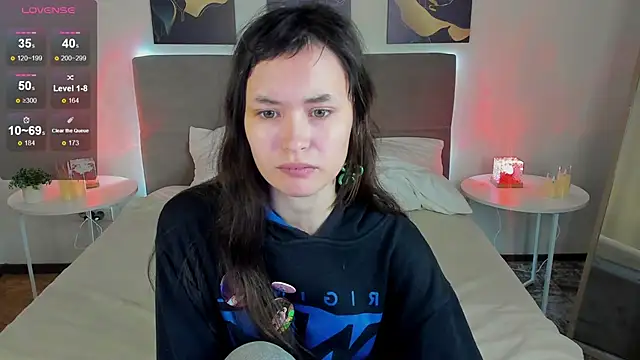 Snapshot of Emily_Strikeee chatting on 09-09-25, 08:03 Emily Strikeee online show from 09-09-25, 08:03