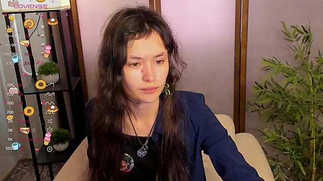 Snapshot of Emily_Strikeee chatting on 09-15-25, 10:04 Emily Strikeee online show from 09-15-25, 10:04