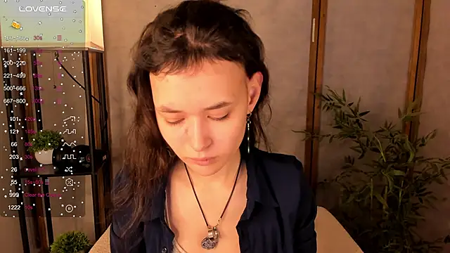 Snapshot of Emily_Strikeee chatting on 10-25-25, 03:47 Emily Strikeee online show from 10-25-25, 03:47