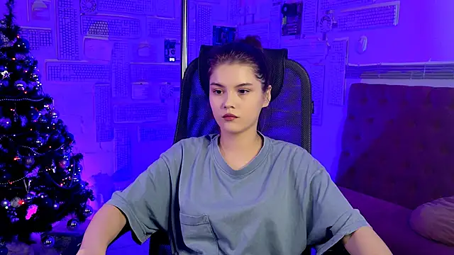 EvaThopson online show from 12-09-24, 03:11