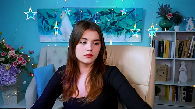 EvaThopson online show from 12-12-24, 11:07