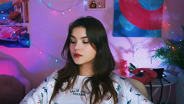 EvaThopson online show from 12-21-24, 11:33