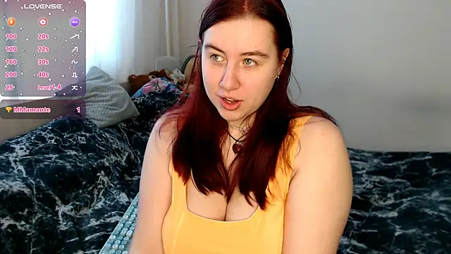 Snapshot of BettyandRich_ chatting on 03-10-25, 10:04 BettyandRich online show from 03-10-25, 10:04