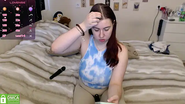 Snapshot of BettyandRich_ chatting on 02-21-26, 08:26 BettyandRich online show from 02-21-26, 08:26