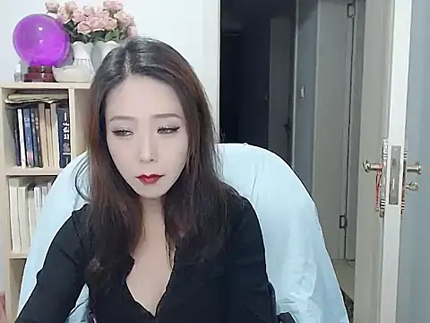 SuSushi728 online show from 11-26-25, 03:46