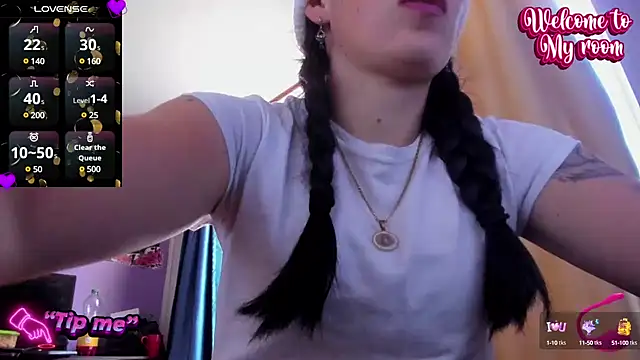 Snapshot of Tefannyy_ chatting on 01-09-25, 08:44 Tefannyy online show from 01-09-25, 08:44