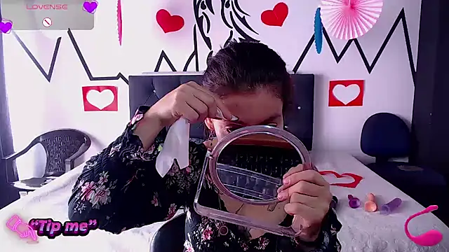 Snapshot of Tefannyy_ chatting on 02-10-25, 03:21 Tefannyy online show from 02-10-25, 03:21