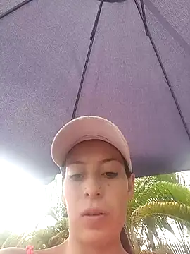 Snapshot of Tefannyy_ chatting on 03-08-25, 02:40 Tefannyy online show from 03-08-25, 02:40