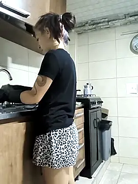 Snapshot of Tefannyy_ chatting on 02-03-26, 10:20 Tefannyy online show from 02-03-26, 10:20