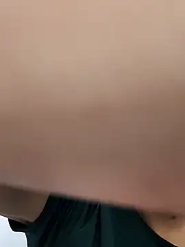 Snapshot of Tefannyy_ chatting on 02-12-26, 03:40 Tefannyy online show from 02-12-26, 03:40