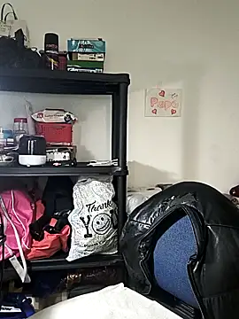 Snapshot of Tefannyy_ chatting on 03-13-26, 01:40 Tefannyy online show from 03-13-26, 01:40