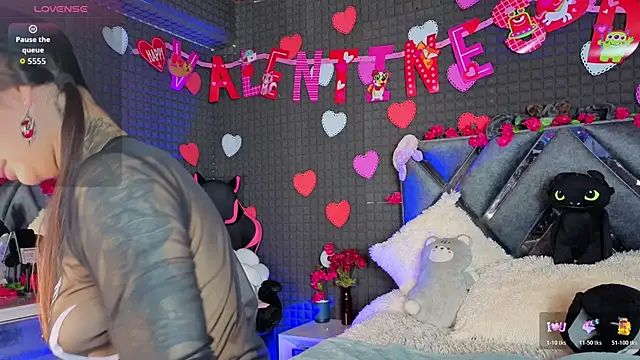 SolBeaumont1 online show from 02-16-26, 07:10