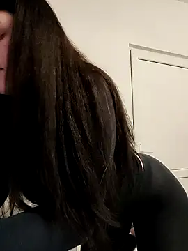 Snapshot of leeya_lee chatting on 01-22-25, 01:42 leeya lee online show from 01-22-25, 01:42