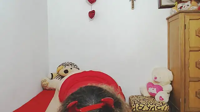 ariellth online show from 10-17-25, 05:37