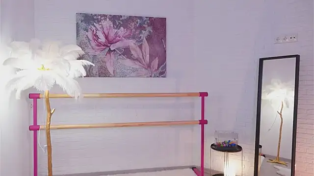 lylylovesyou online show from 03-05-25, 05:40