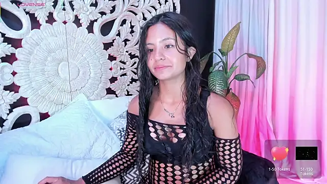 Snapshot of Mindy_sweety chatting on 03-25-26, 01:06 Mindy sweety online show from 03-25-26, 01:06