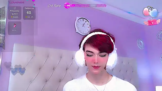 Snapshot of Babyaleja chatting on 02-01-25, 06:51 Babyaleja online show from 02-01-25, 06:51