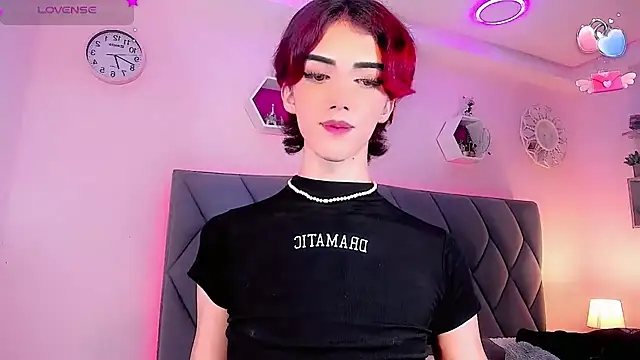 Snapshot of Babyaleja chatting on 03-19-25, 05:08 Babyaleja online show from 03-19-25, 05:08