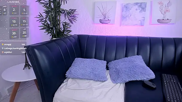 cloe sirena online show from 01-28-25, 09:40