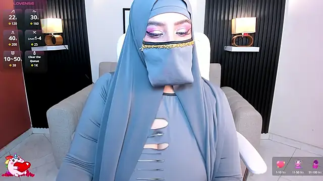 cloe sirena online show from 10-16-25, 01:56