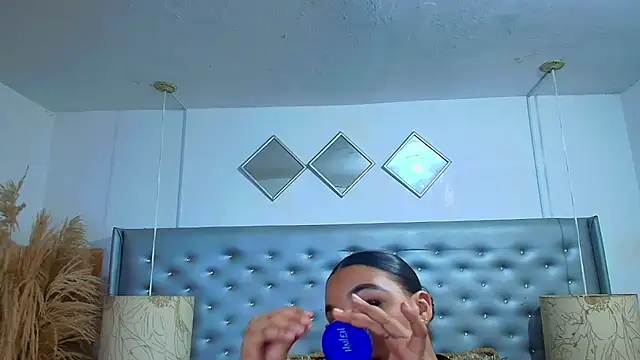 EileenBenzon online show from 11-15-25, 06:15