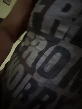 Snapshot of ved240 chatting on 12-10-24, 02:39 ved240 online show from 12-10-24, 02:39