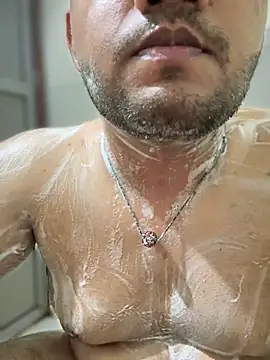 Snapshot of ved240 chatting on 02-21-25, 01:00 ved240 online show from 02-21-25, 01:00