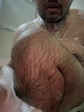 Snapshot of ved240 chatting on 02-25-25, 05:47 ved240 online show from 02-25-25, 05:47