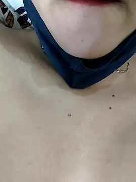 Snapshot of Black_baby chatting on 03-20-25, 10:40 Black baby online show from 03-20-25, 10:40