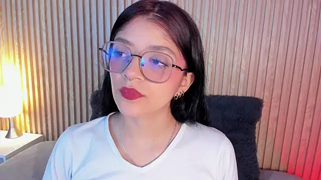 lana dol online show from 10-18-25, 02:18