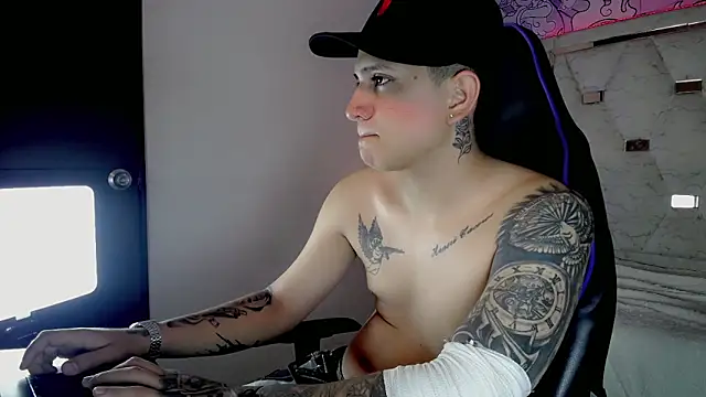 Brayan lopezz online show from 04-28-26, 05:07