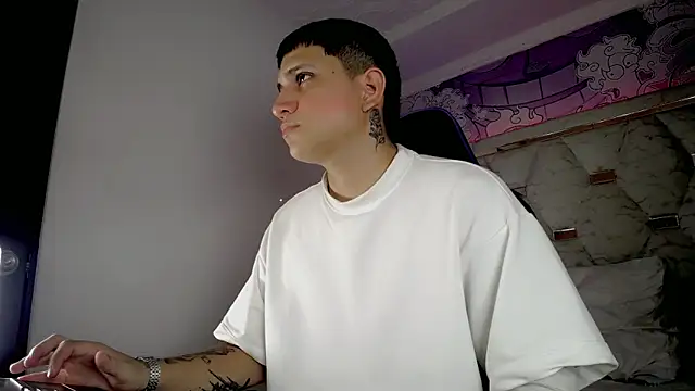 Brayan lopezz online show from 05-01-26, 03:33