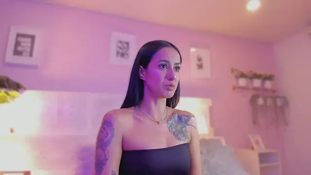 Snapshot of jinx_dh chatting on 10-23-25, 01:54 jinx dh online show from 10-23-25, 01:54