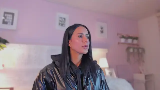 Snapshot of jinx_dh chatting on 10-25-25, 12:45 jinx dh online show from 10-25-25, 12:45