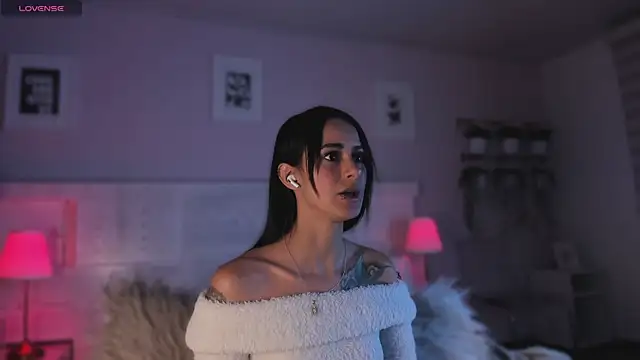 Snapshot of jinx_dh chatting on 12-19-25, 02:24 jinx dh online show from 12-19-25, 02:24