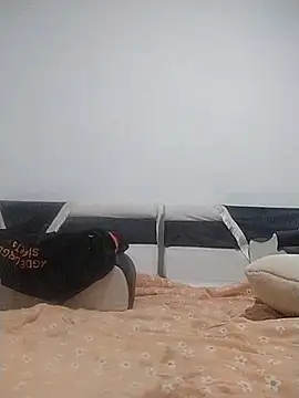 Snapshot of Atabey_65 chatting on 10-09-25, 09:57 Atabey 65 online show from 10-09-25, 09:57