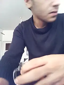 Snapshot of Atabey_65 chatting on 10-14-25, 12:06 Atabey 65 online show from 10-14-25, 12:06