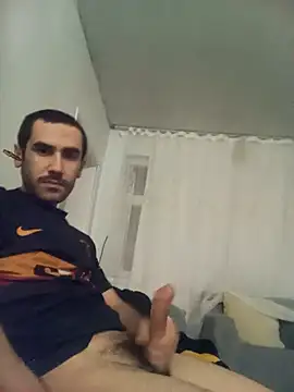 Snapshot of Atabey_65 chatting on 11-28-25, 05:37 Atabey 65 online show from 11-28-25, 05:37