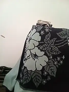 Snapshot of Atabey_65 chatting on 03-04-26, 04:35 Atabey 65 online show from 03-04-26, 04:35