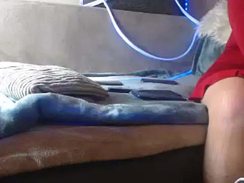 Snapshot of GoddessMonicaNylon chatting on 02-12-25, 06:51 GoddessMonicaNylon online show from 02-12-25, 06:51