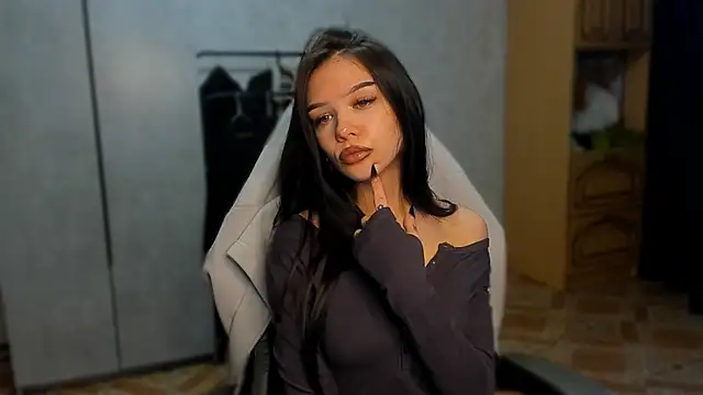 SweetyDeviliya online show from 05-15-26, 02:35