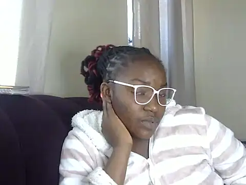 Snapshot of Chichii- chatting on 03-01-26, 01:13 Chichii- online show from 03-01-26, 01:13