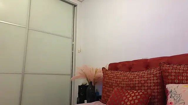  Maddalena  online show from 03-03-25, 09:05