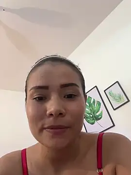 Snapshot of Rousse_blue chatting on 12-14-24, 11:18 Rousse blue online show from 12-14-24, 11:18