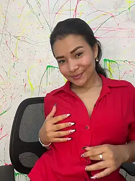 Snapshot of Rousse_blue chatting on 02-05-25, 03:45 Rousse blue online show from 02-05-25, 03:45
