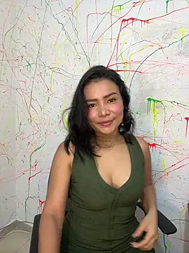 Snapshot of Rousse_blue chatting on 03-01-25, 02:15 Rousse blue online show from 03-01-25, 02:15
