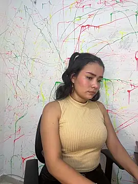 Snapshot of Rousse_blue chatting on 03-11-25, 03:05 Rousse blue online show from 03-11-25, 03:05