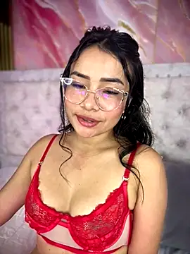 Snapshot of Rousse_blue chatting on 10-17-25, 03:42 Rousse blue online show from 10-17-25, 03:42