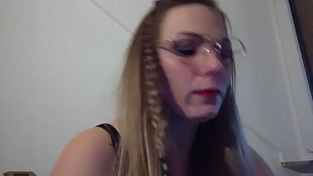 Snapshot of DevilsAngel13 chatting on 12-02-24, 07:36 DevilsAngel13 online show from 12-02-24, 07:36