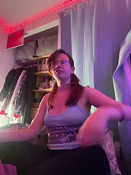 Snapshot of Nina-Chick777 chatting on 02-27-26, 06:46 Nina-Chick777 online show from 02-27-26, 06:46